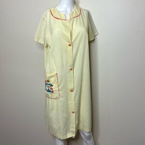 Vintage nightgown approx M / L yellow with embroidered telephone